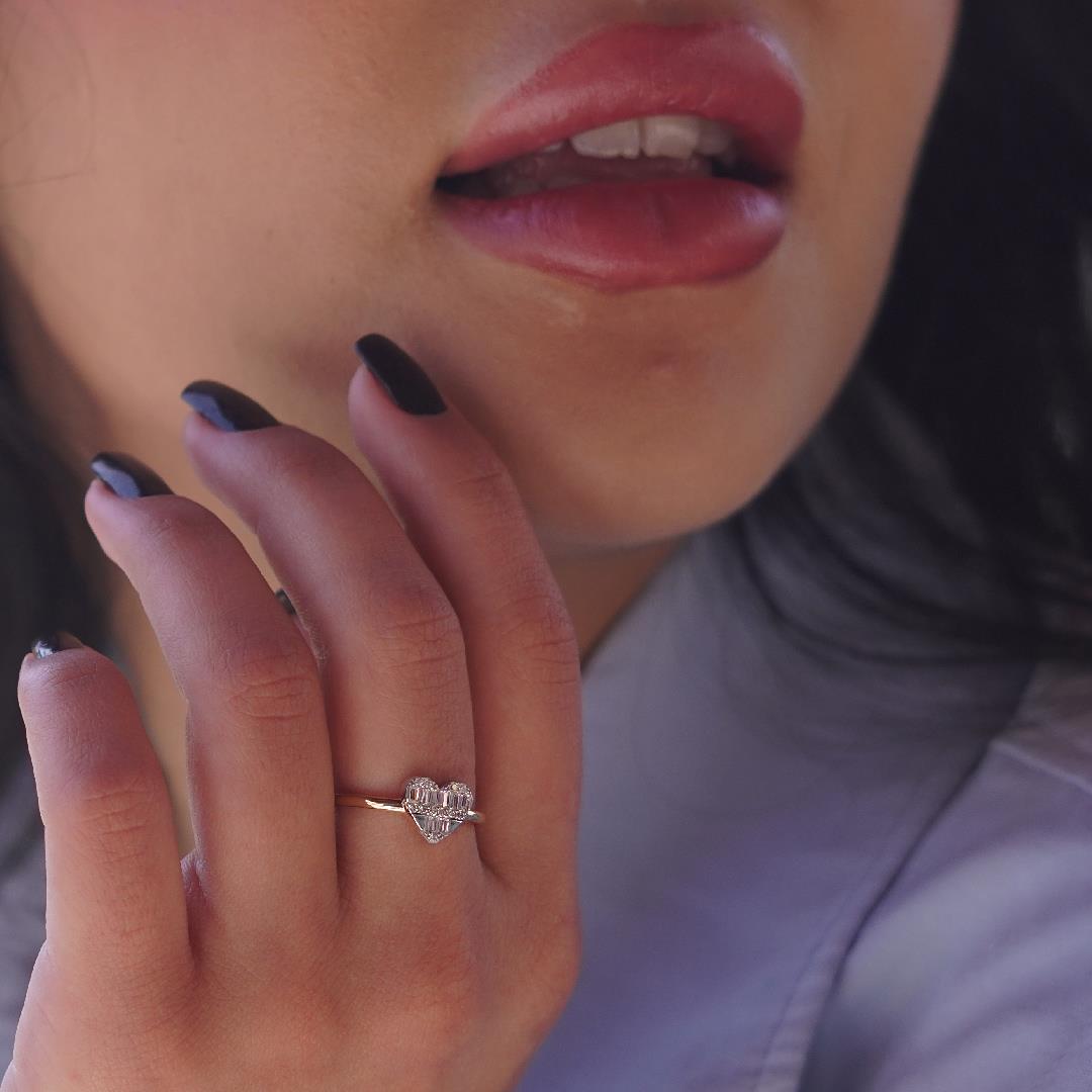 Baget  Taşlı Kalp Yüzük