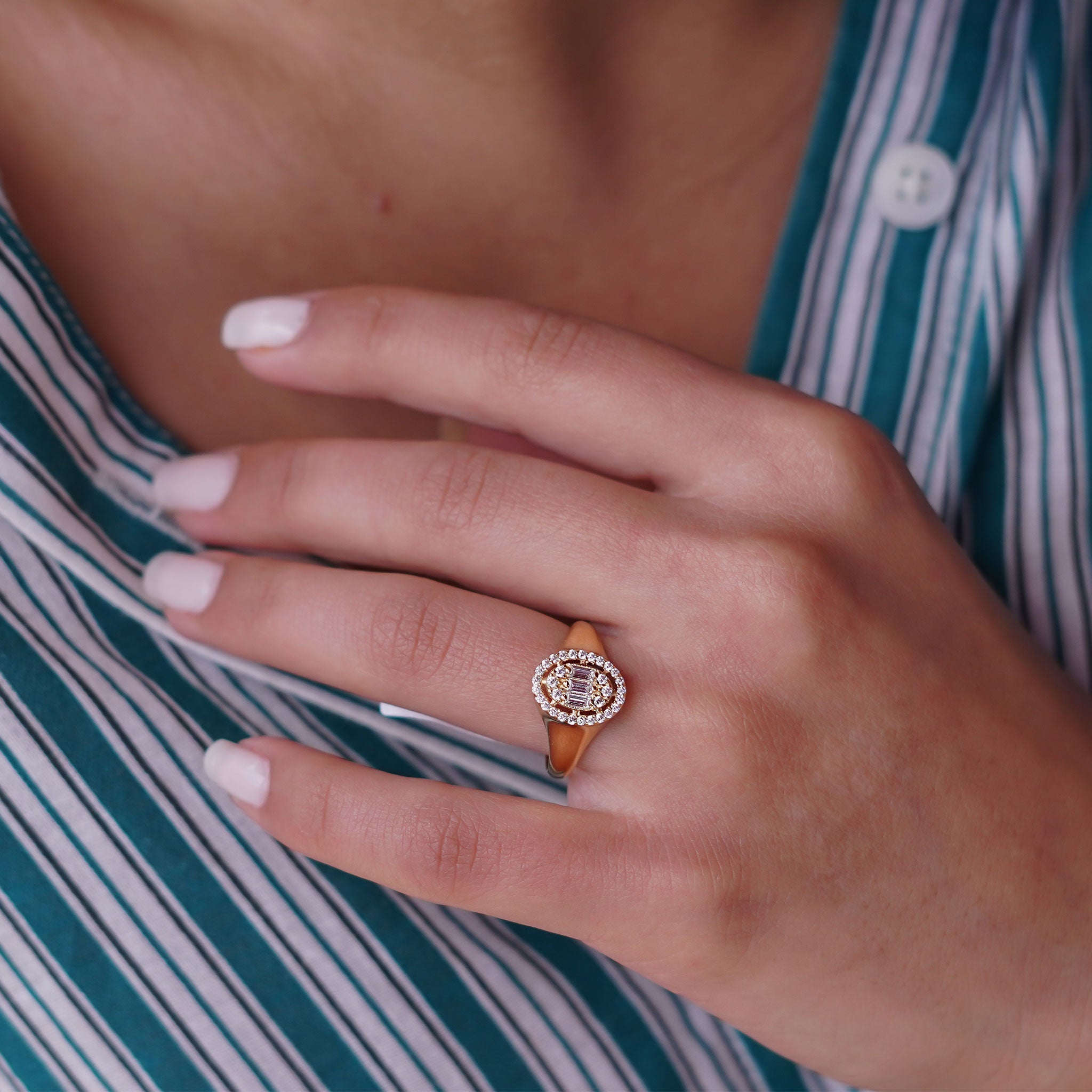 Baget Taşlı Yüzük