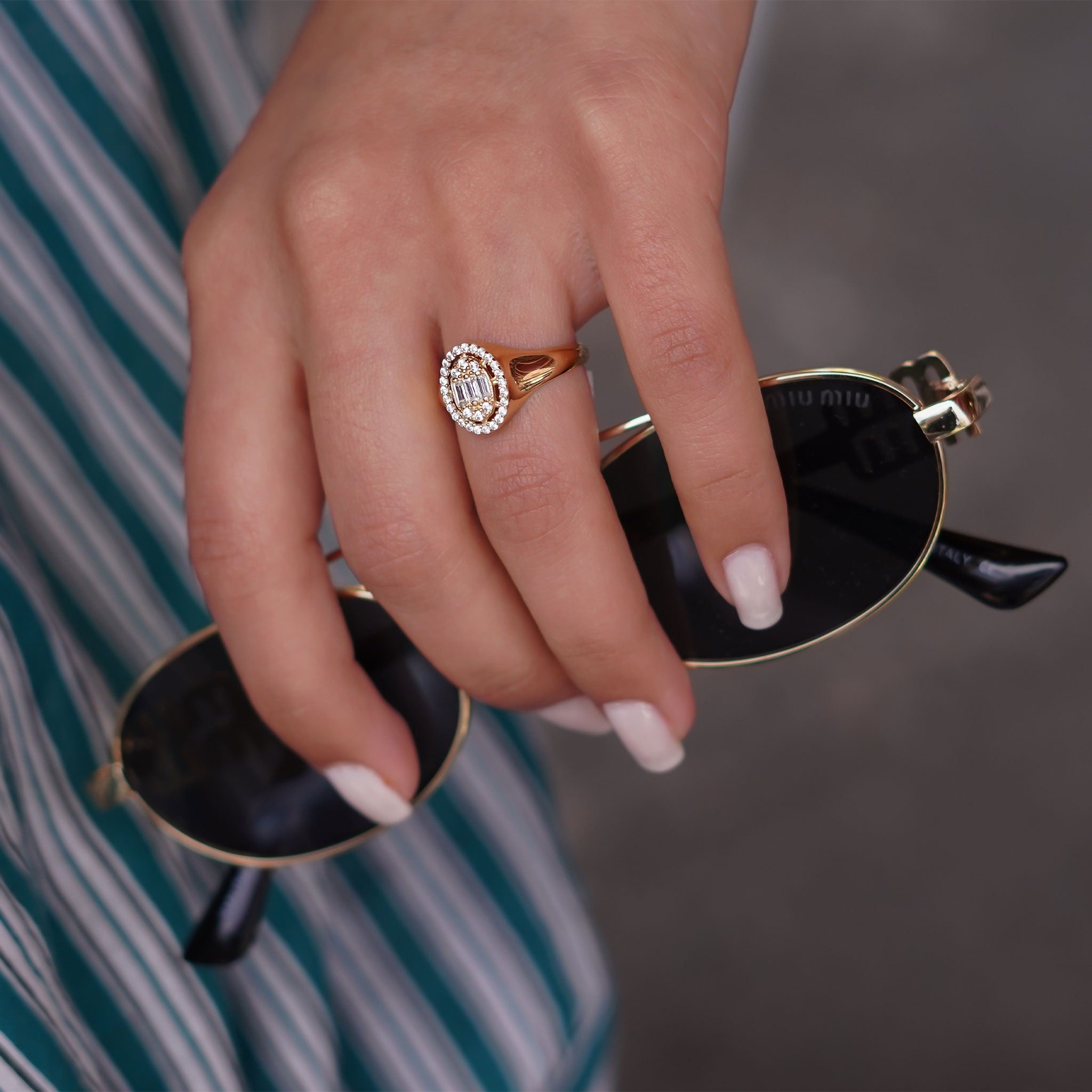 Baget Taşlı Yüzük