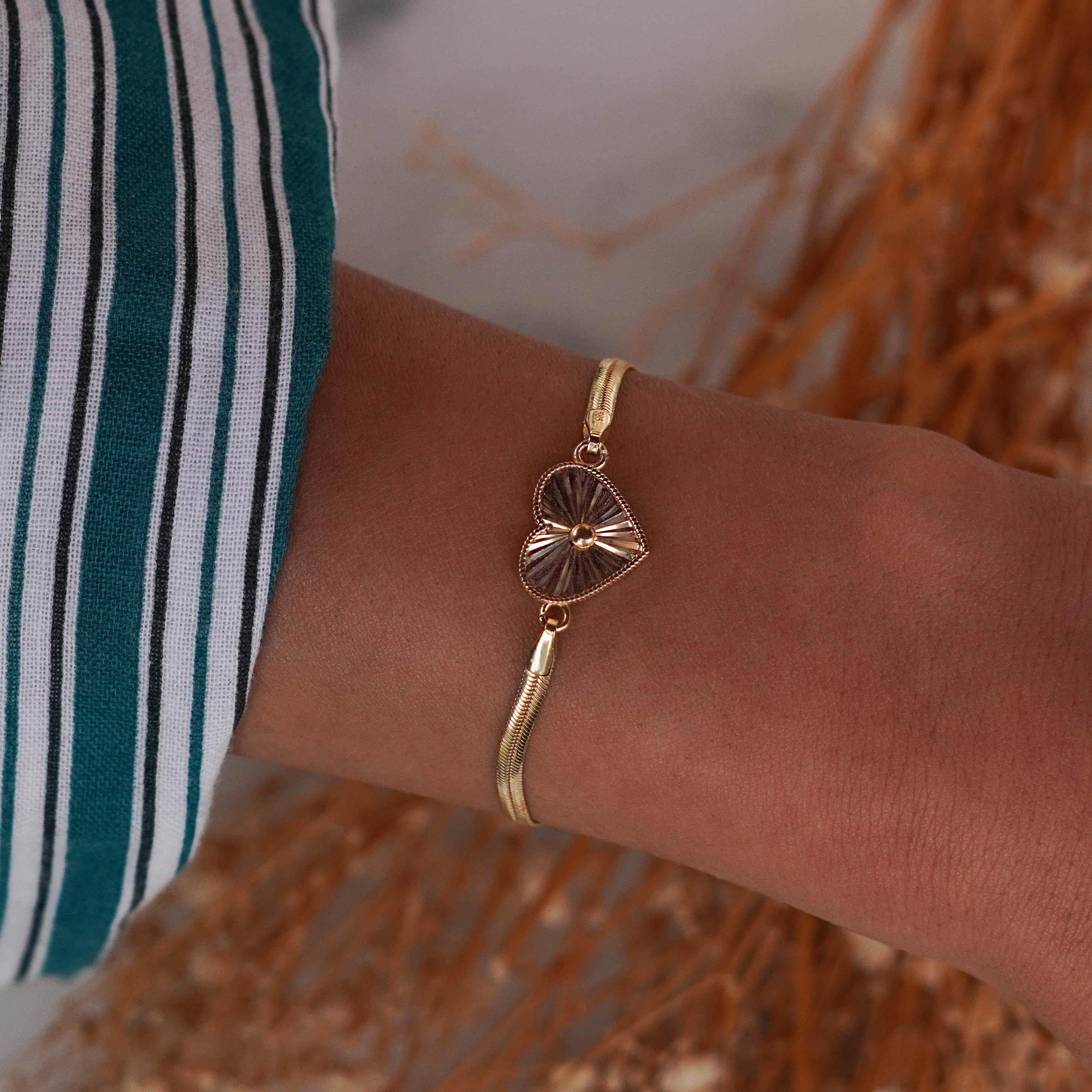 Balık Sırtı Kalp Bileklik