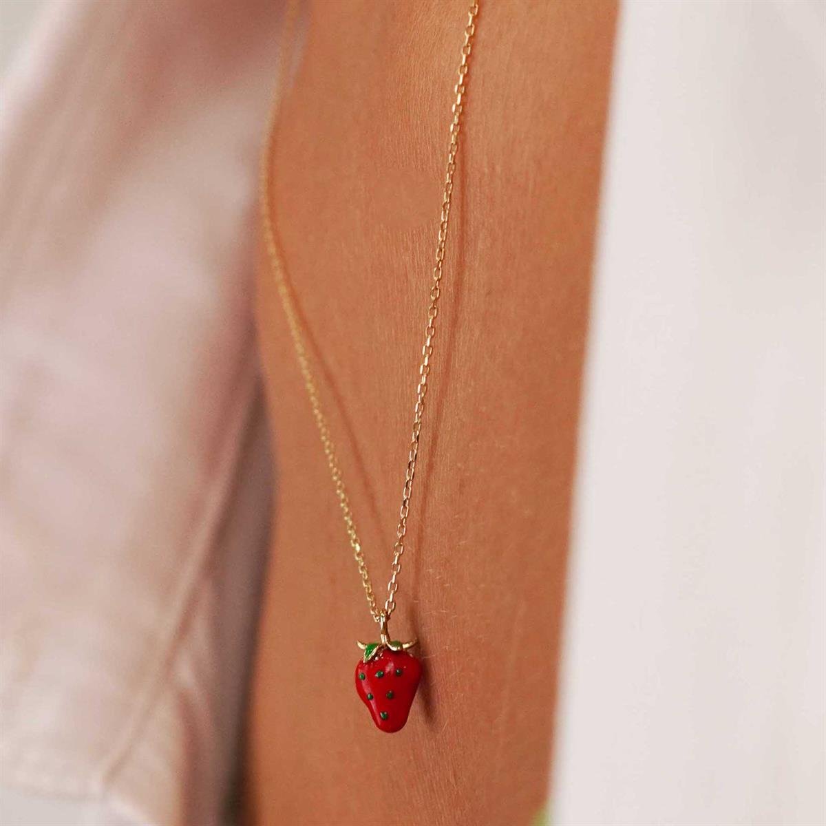 Çilek Kolye