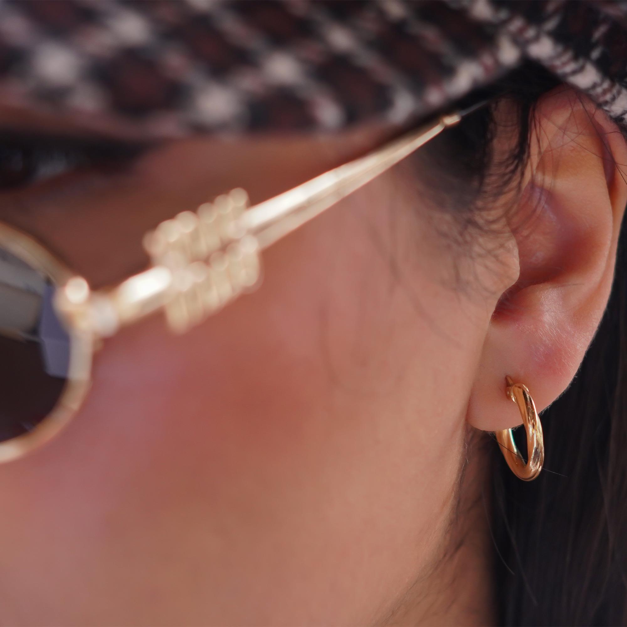 Çizgi Geçişli Halka Küpe