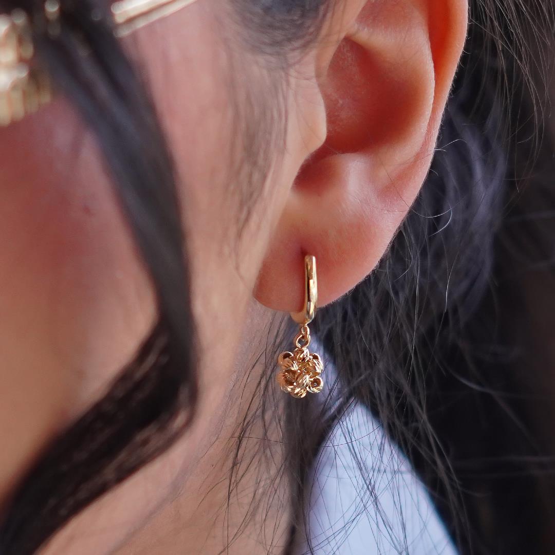 Dorika Taşlı Halka Küpe