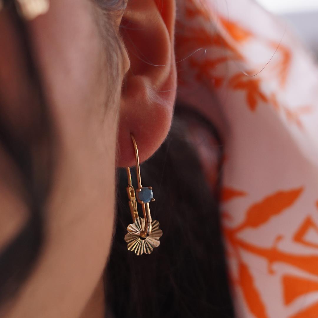 Firuze Göçmen Küpe