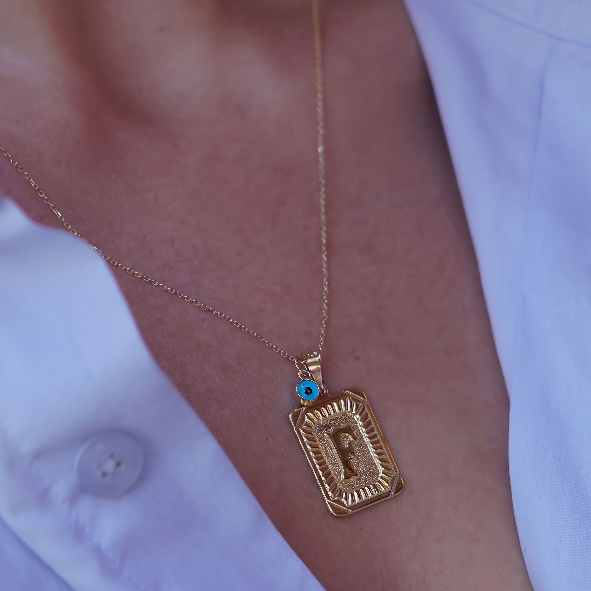 Gözlü Nostalji Harf Kolye