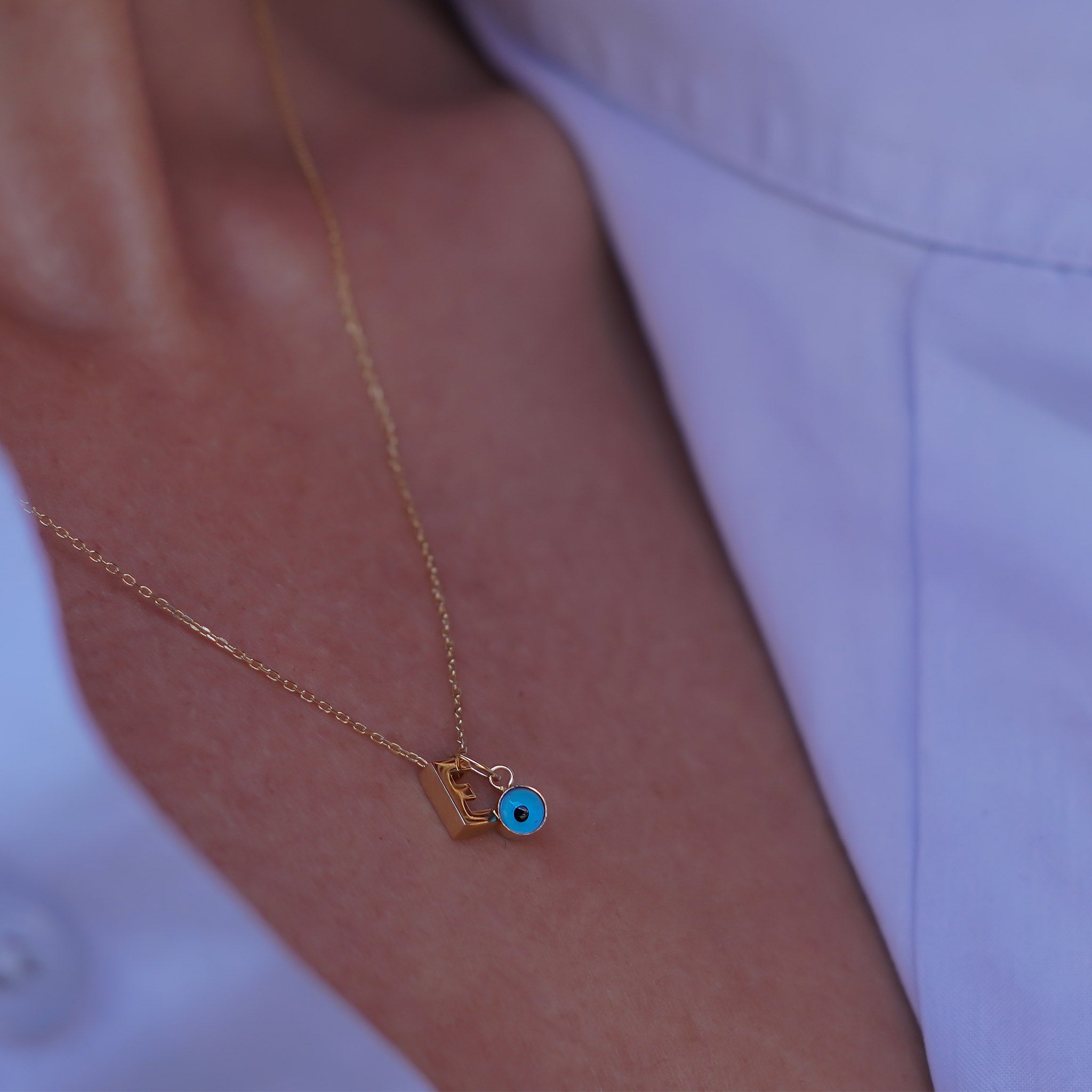 Gözlü Üç Boyutlu Harf Kolye