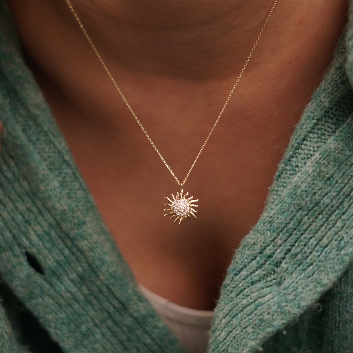 Güneş Kolye