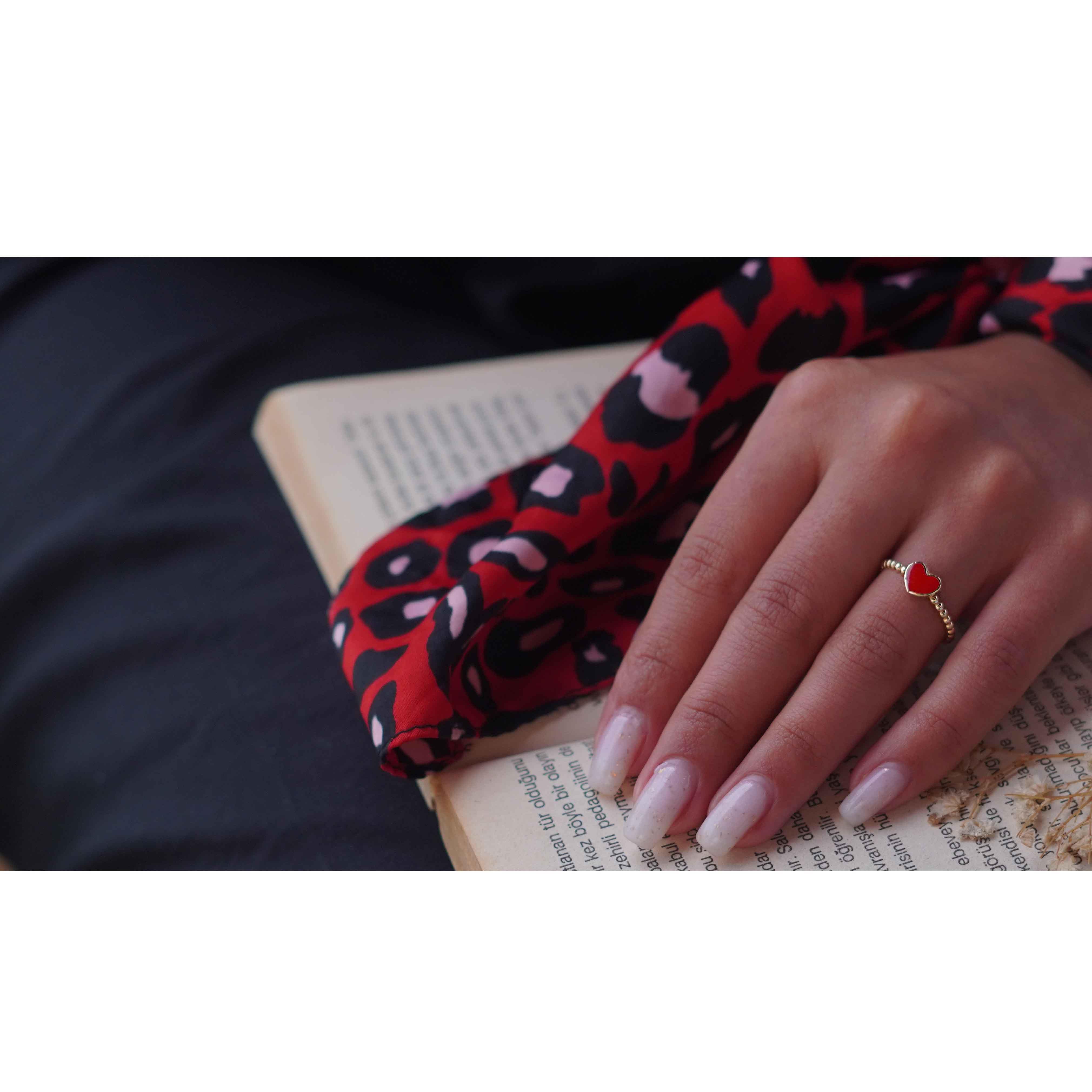 Kırmızı Kalp Yüzük