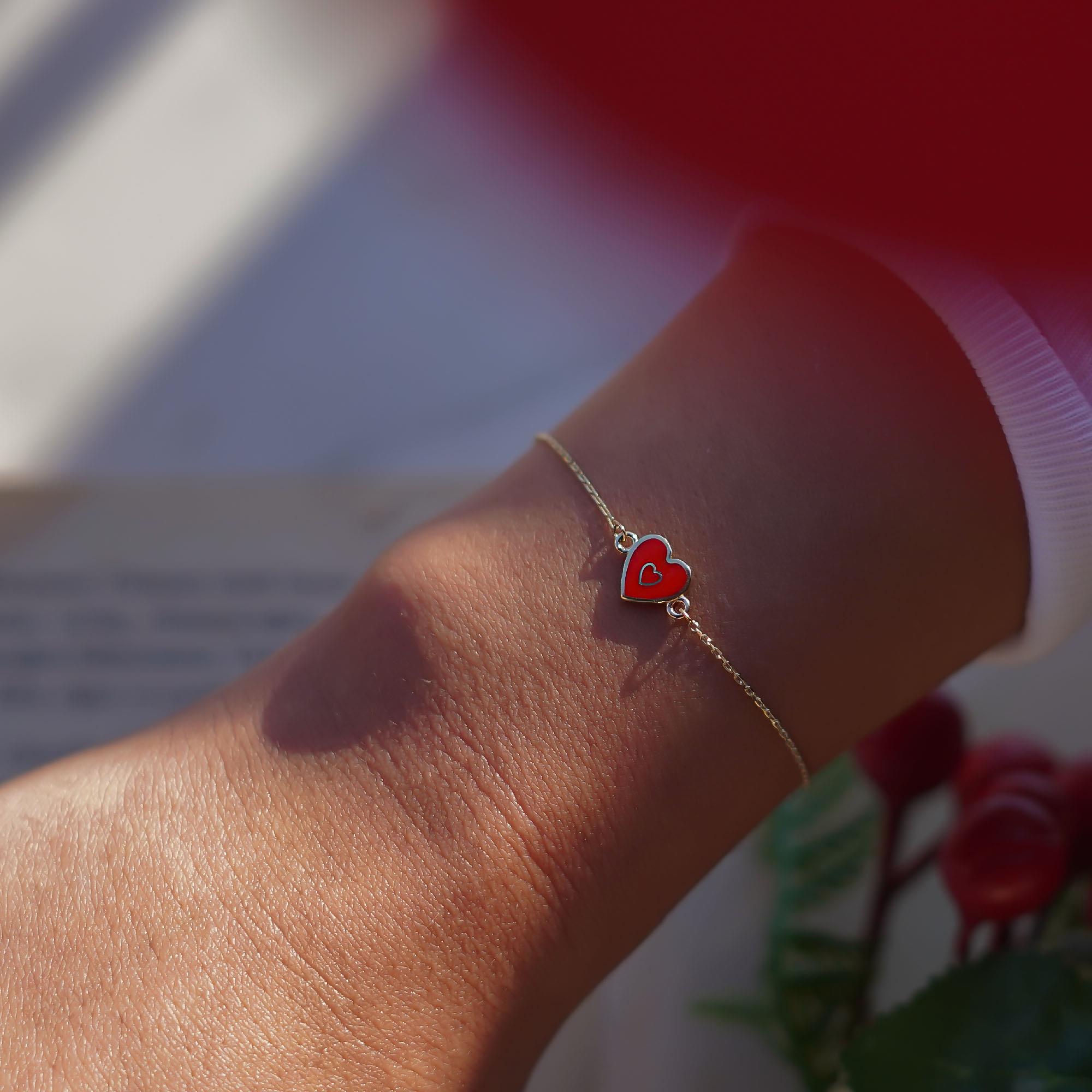 Kırmızı Mineli Kalp Bileklik