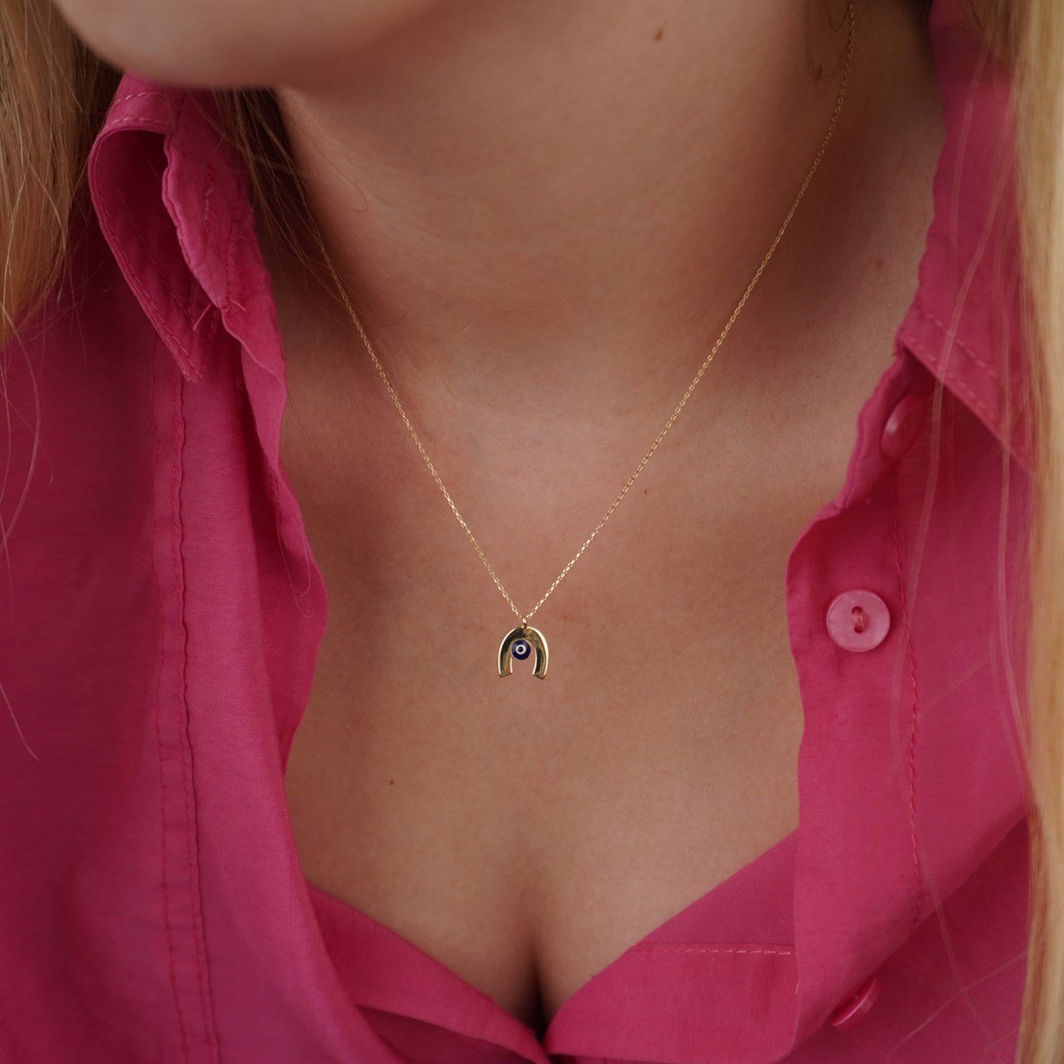 Mineli At Nalı Kolye