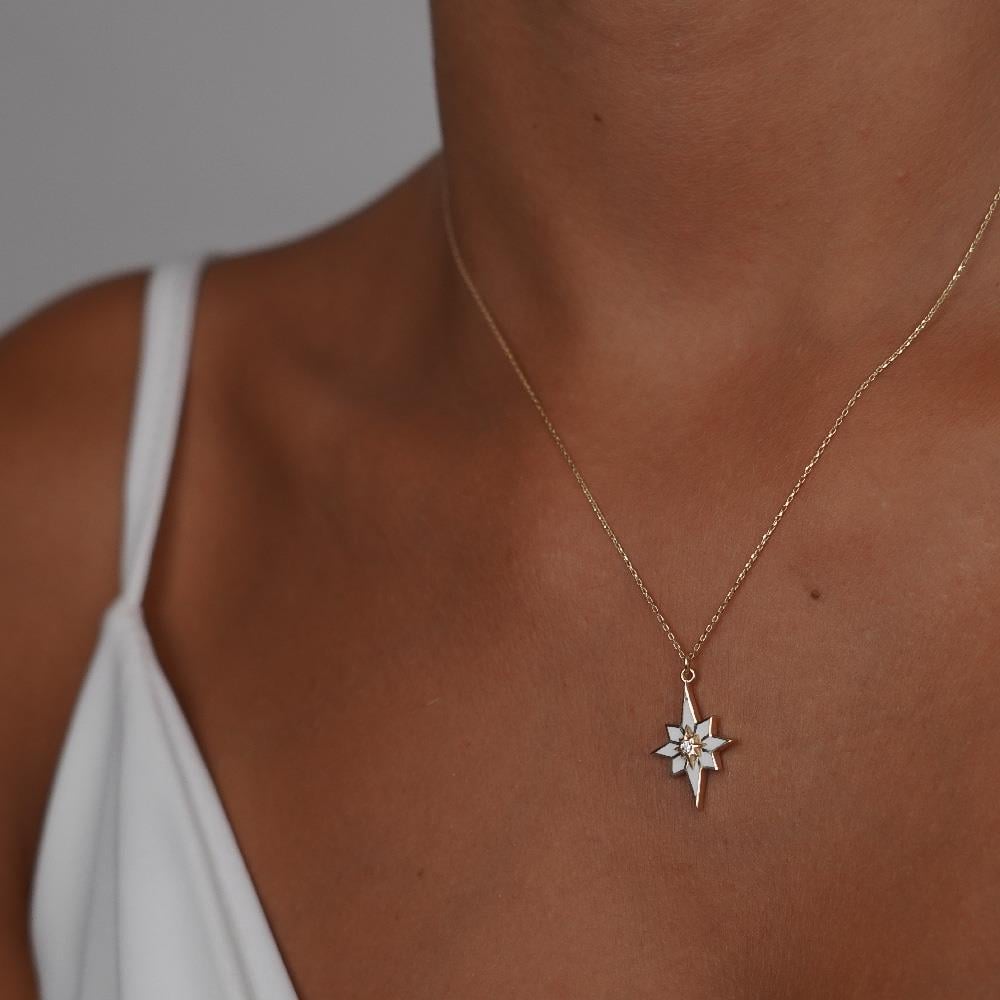Mineli Kutup Yıldız Kolye