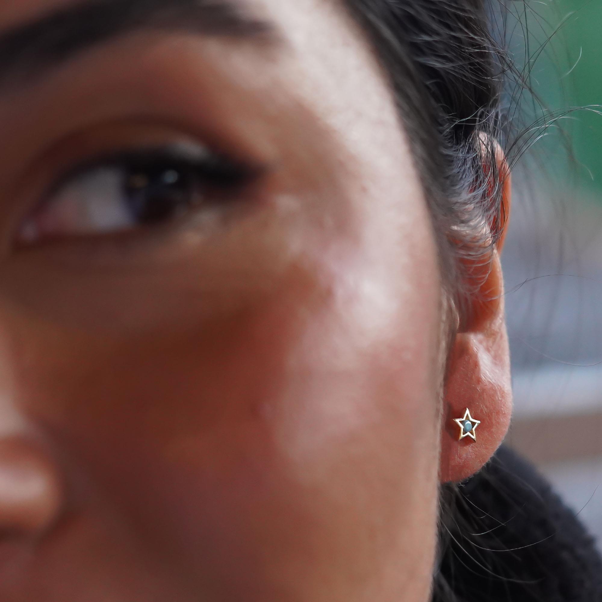 Mineli Yıldız Küpe