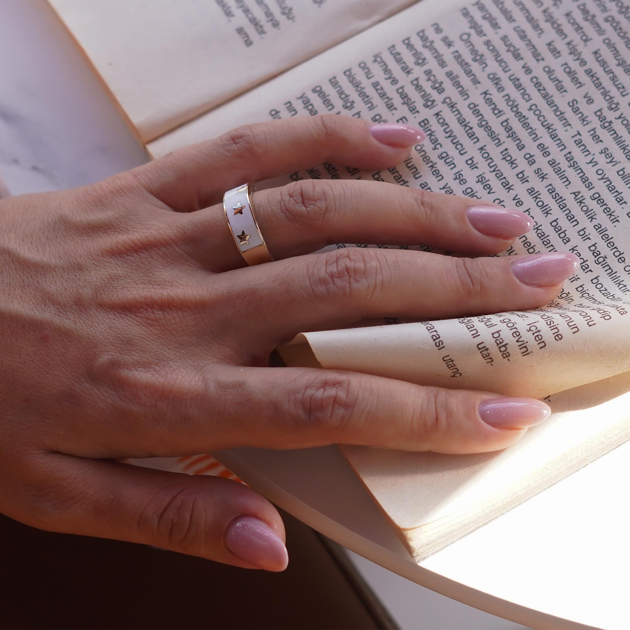 Mineli Yıldız Yüzük