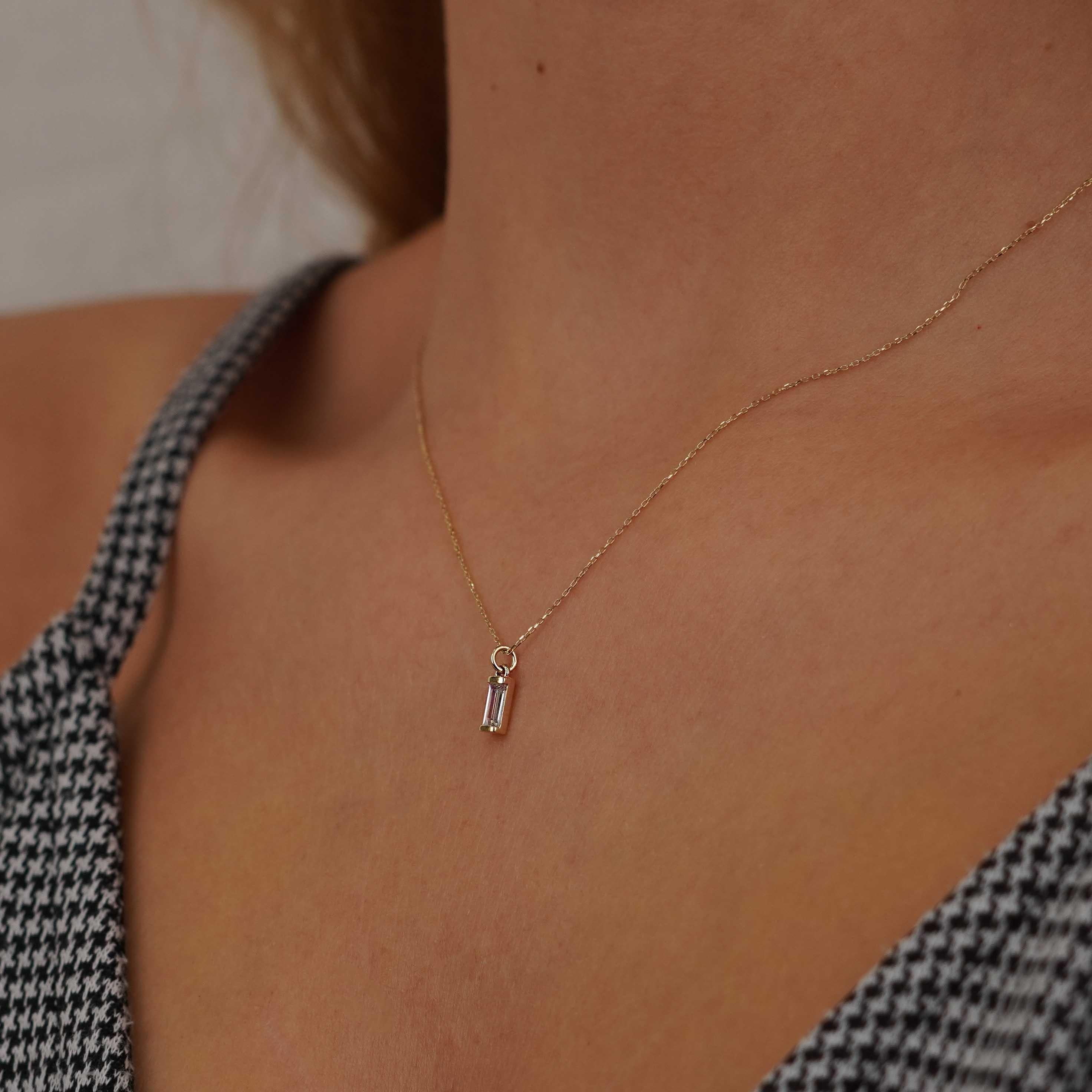 Minimal Baget Kolye