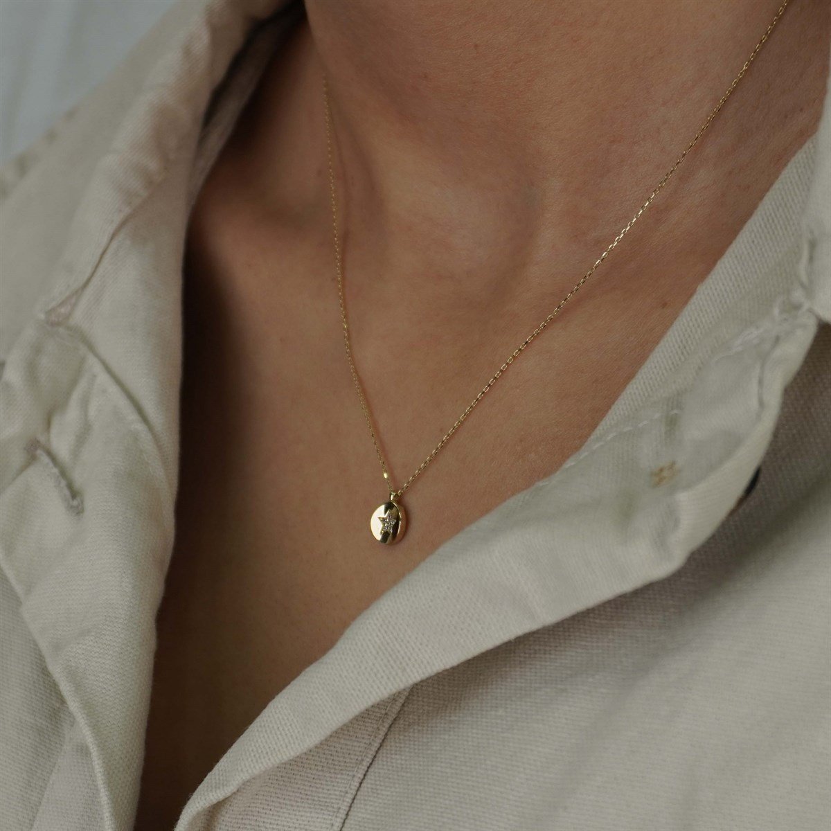 Minimal Taşlı Yıldız