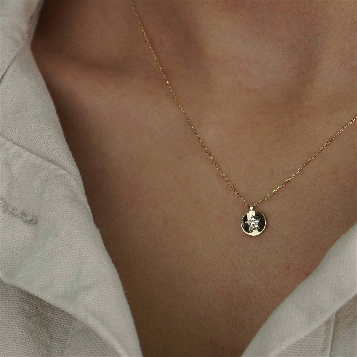 Minimal Taşlı Yıldız