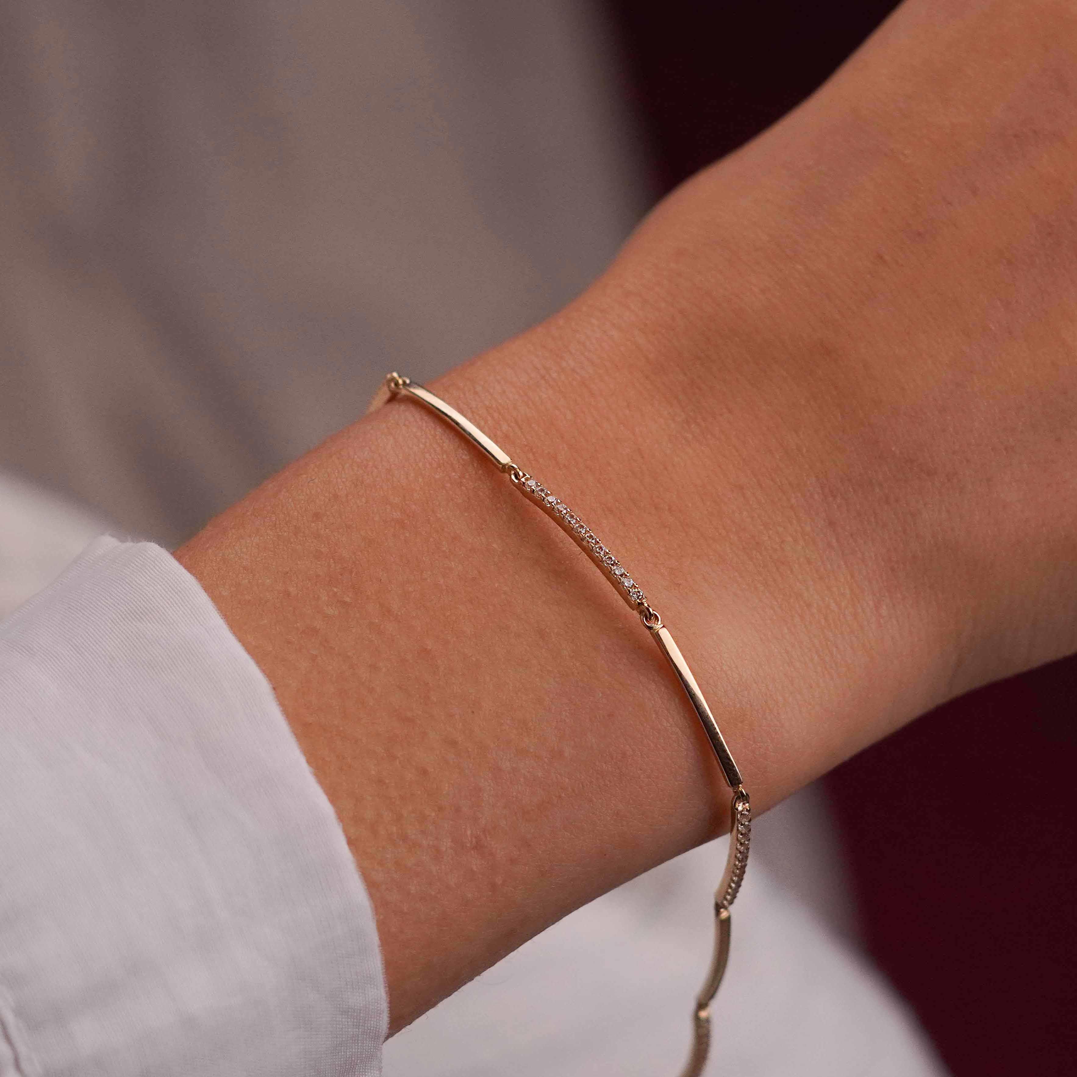 Sade Taşlı Bileklik