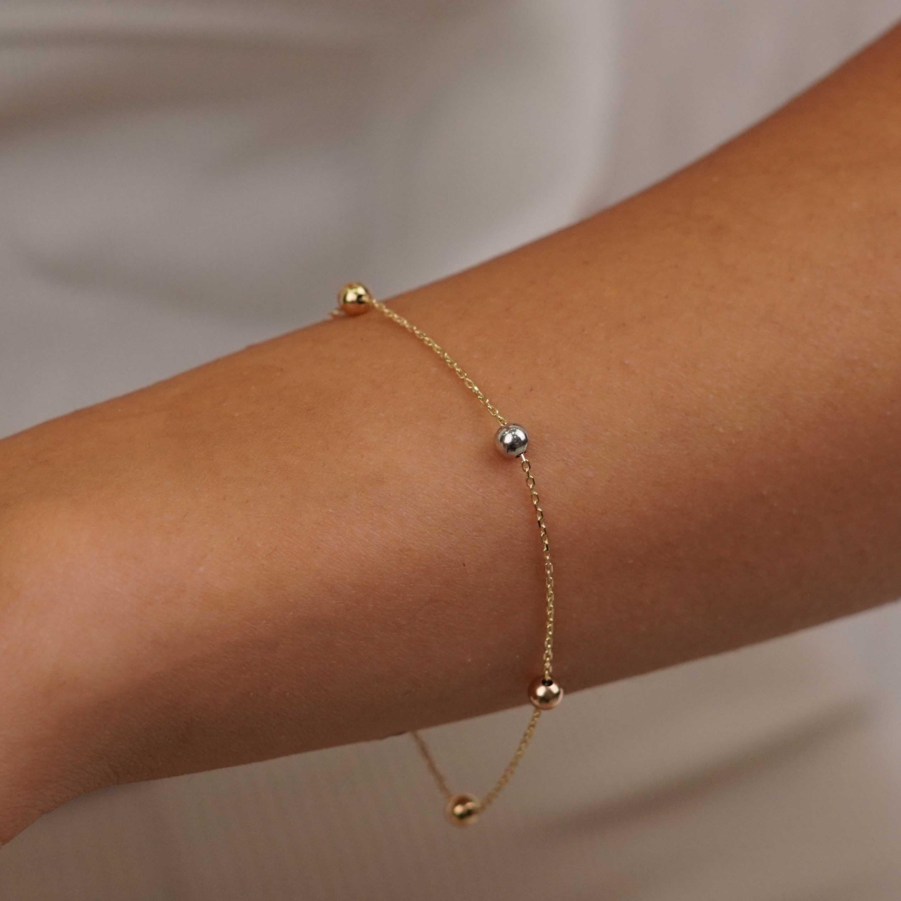 Sade Top Top Bileklik