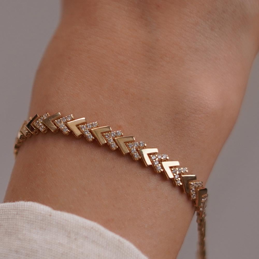 Taşlı Balık Sırtı Bileklik