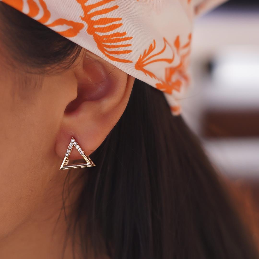 Taşlı Üçgen Küpe