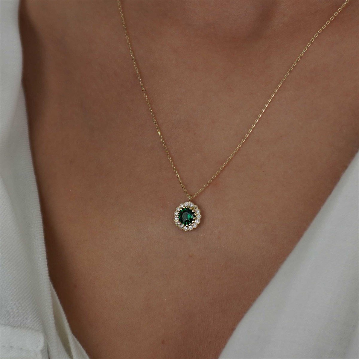 Yeşil Taşlı Kolye