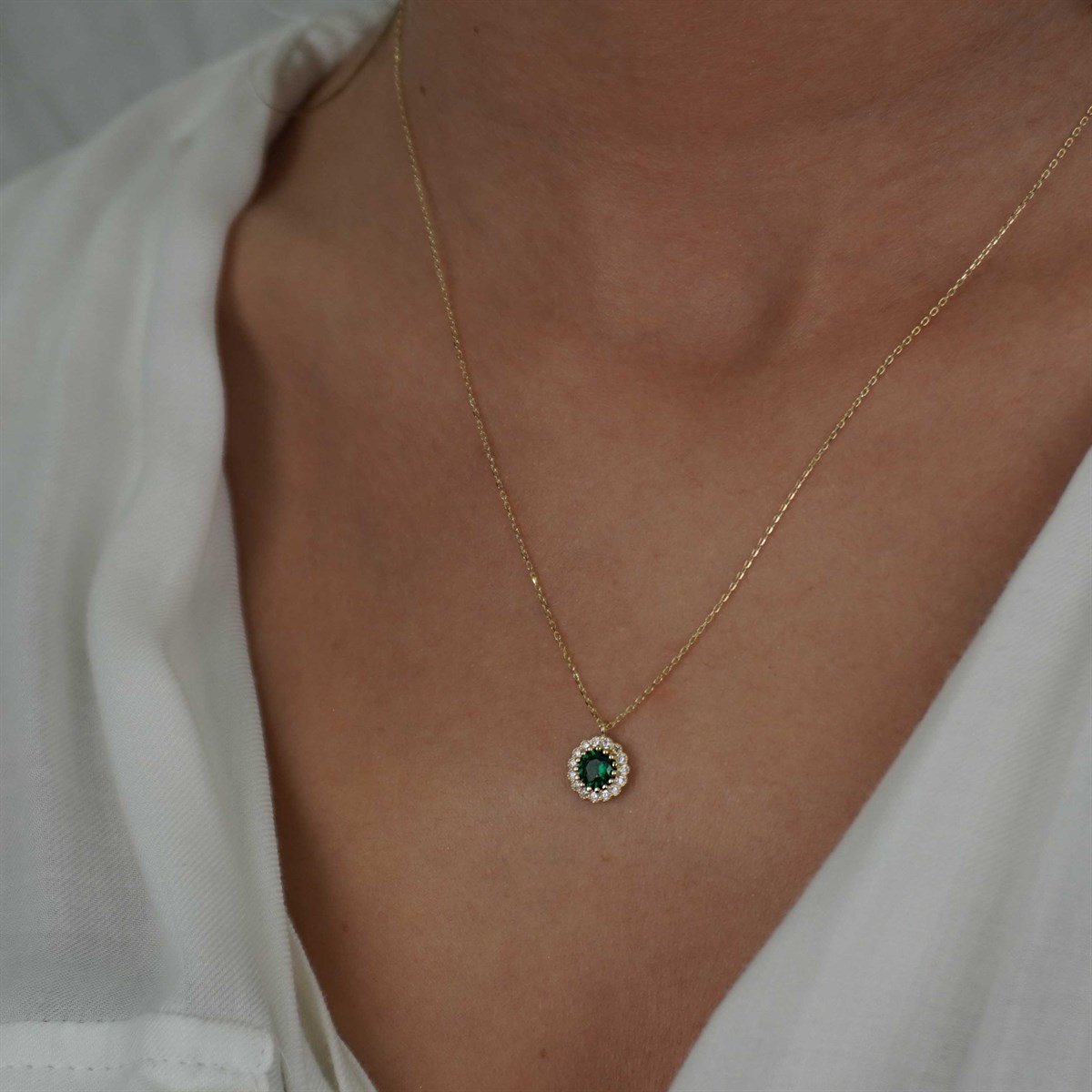 Yeşil Taşlı Kolye