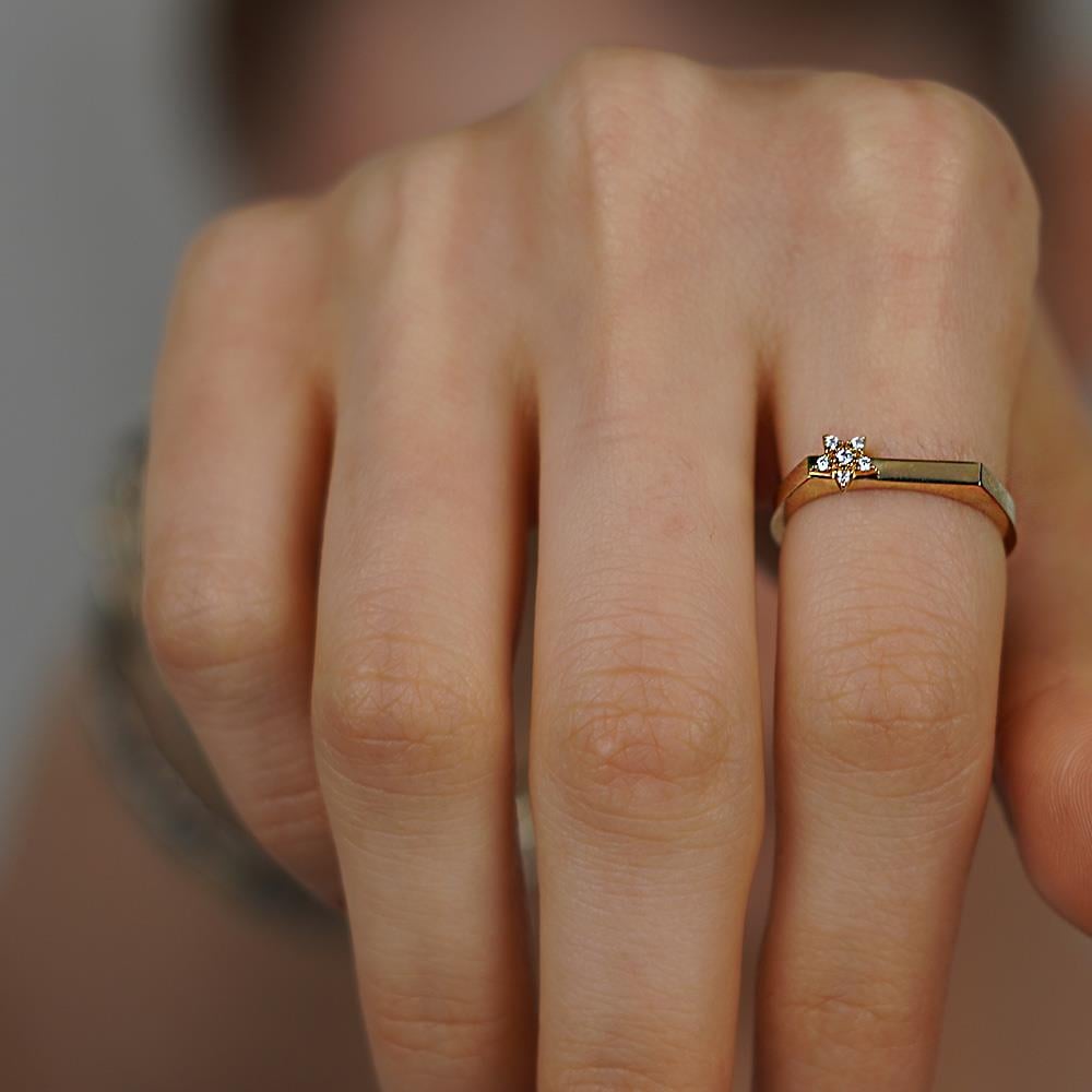 Yıldız Çizgi Yüzük