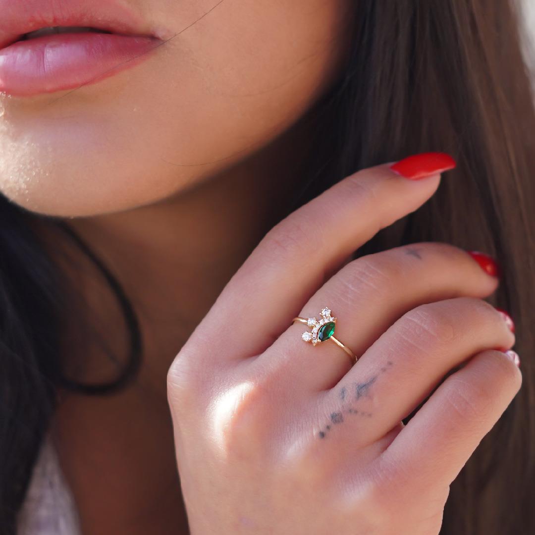 Zümrüt Taşlı Kirpik Yüzük