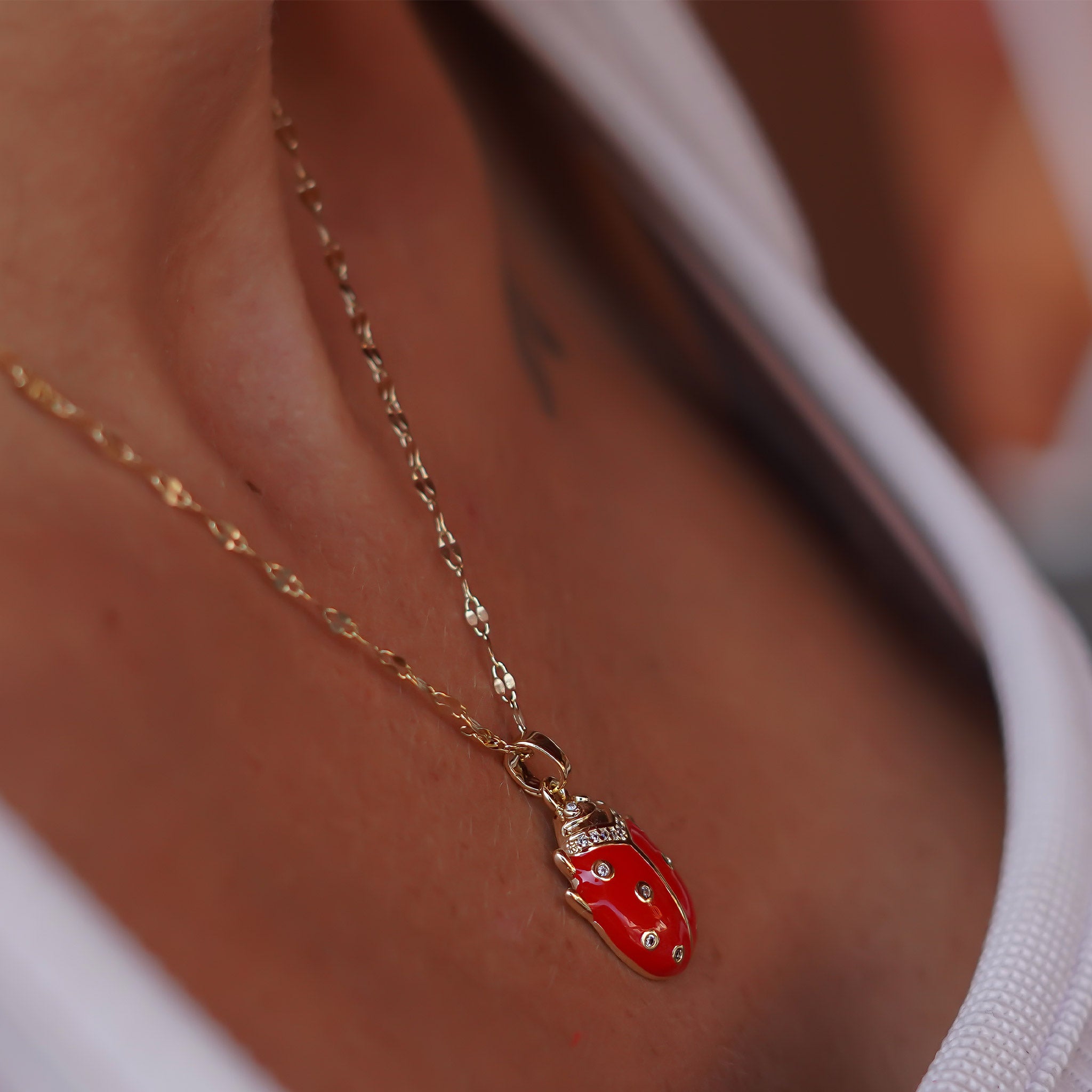 Uğur Böceği Kolye