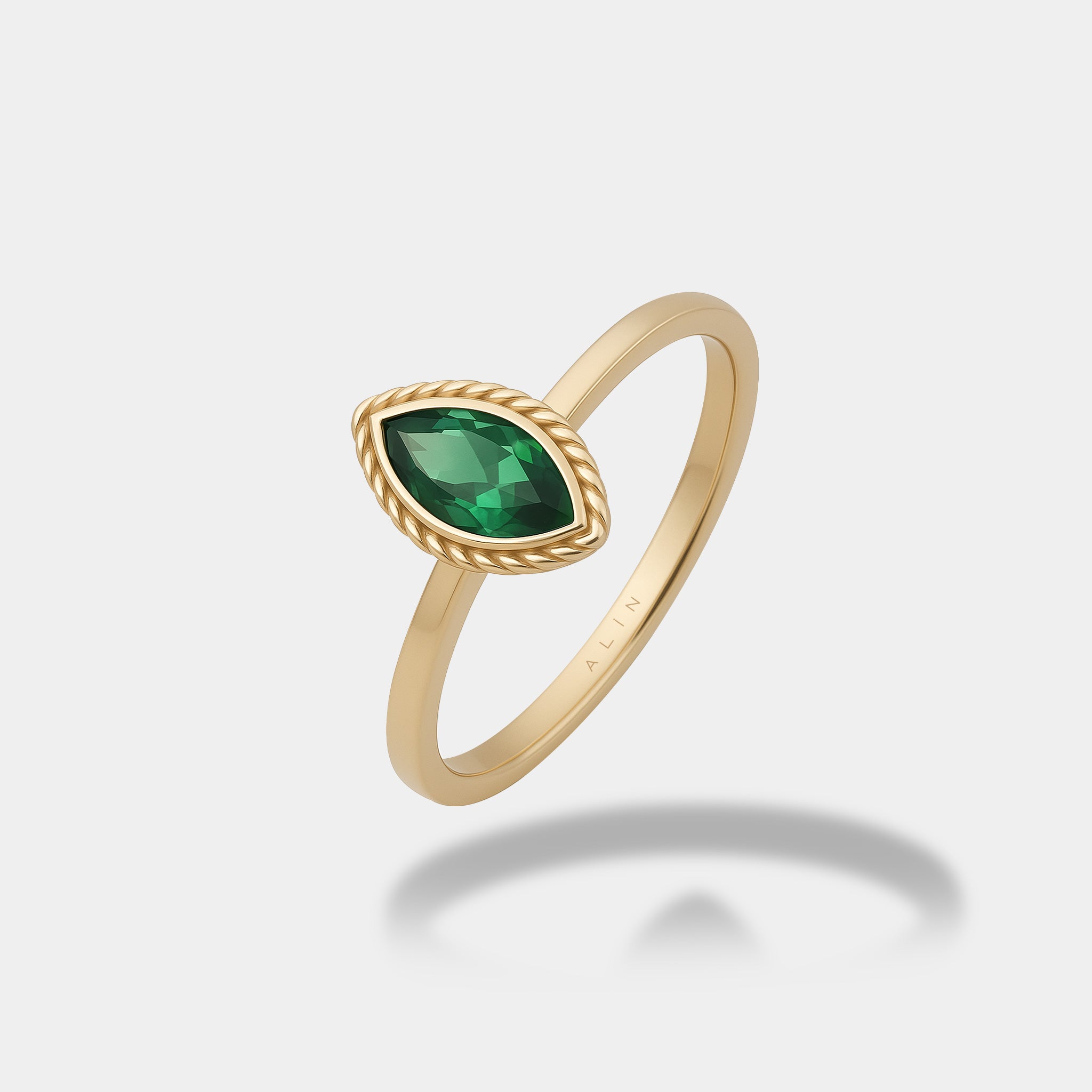 Zümrüt Badem Yüzük