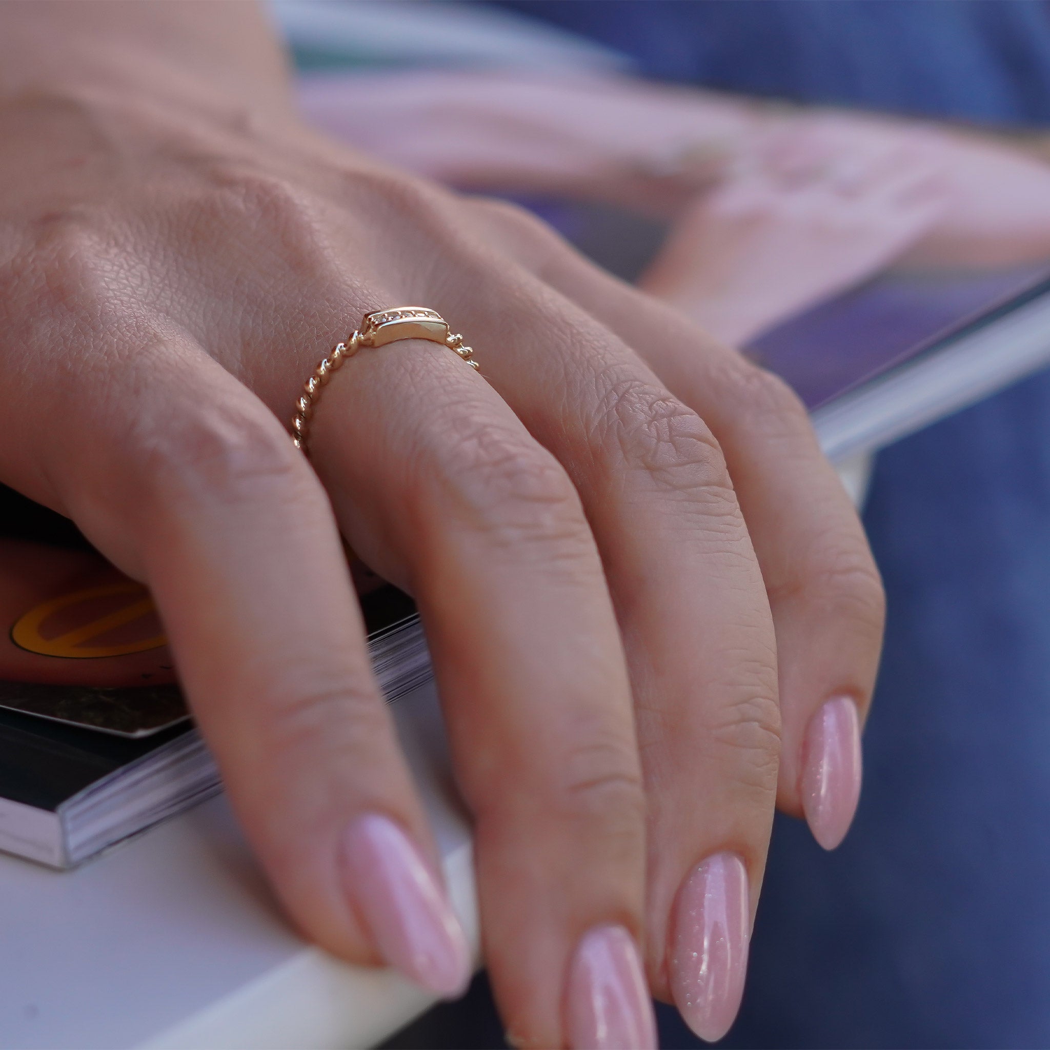 Burgu Taşlı Yüzük