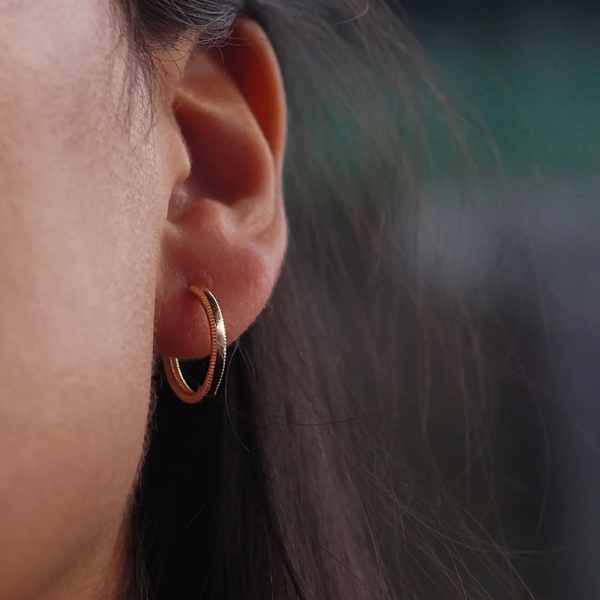 Çizgili Halka Küpe