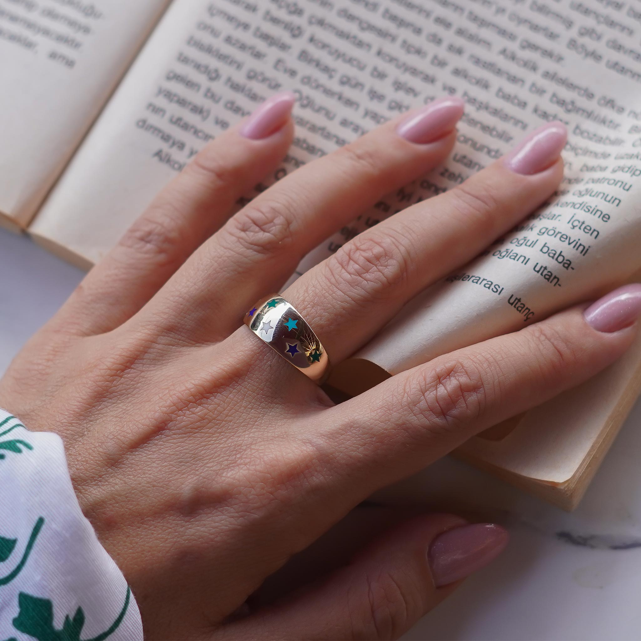 Mineli Yıldız Yüzük