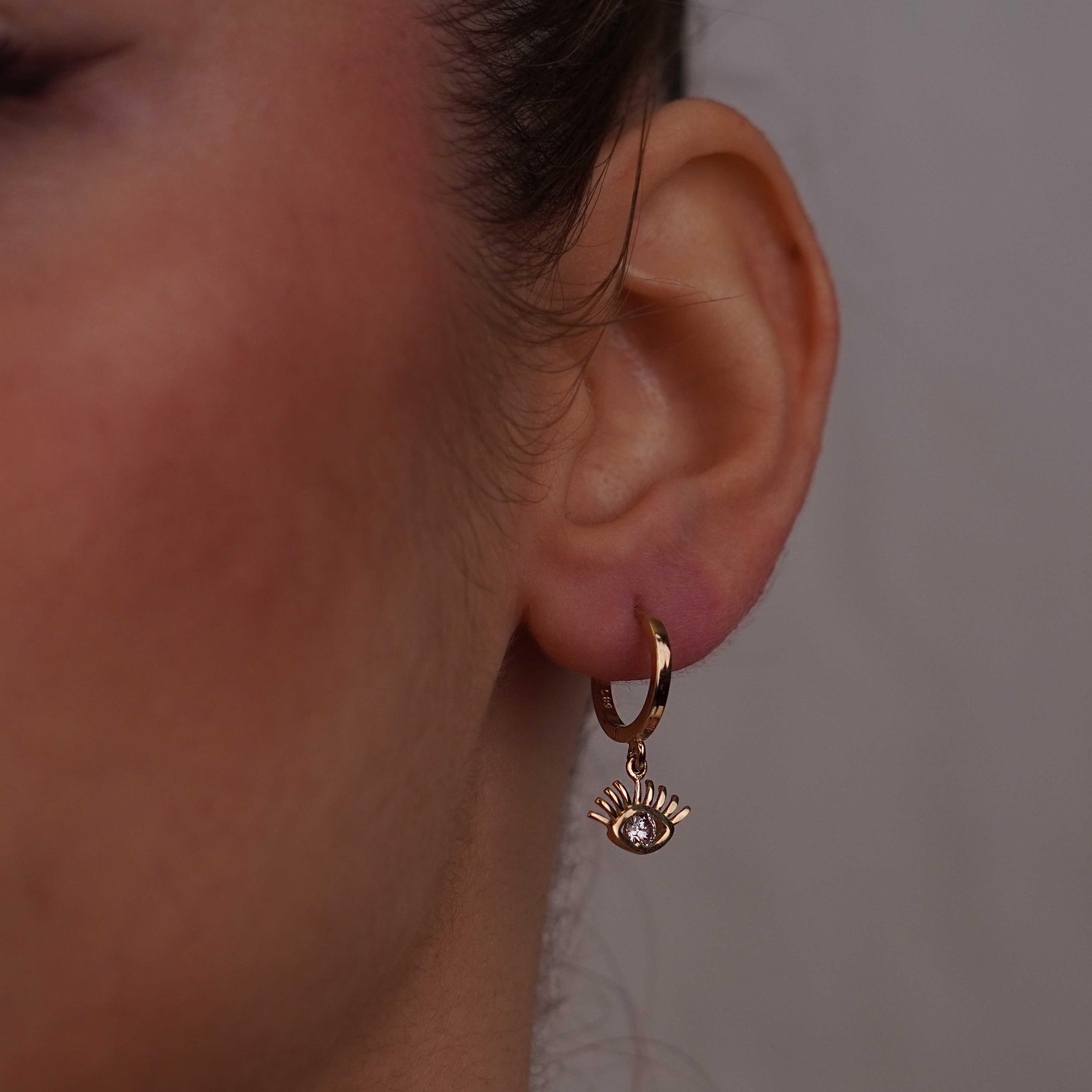 Taşlı Kirpik Küpe