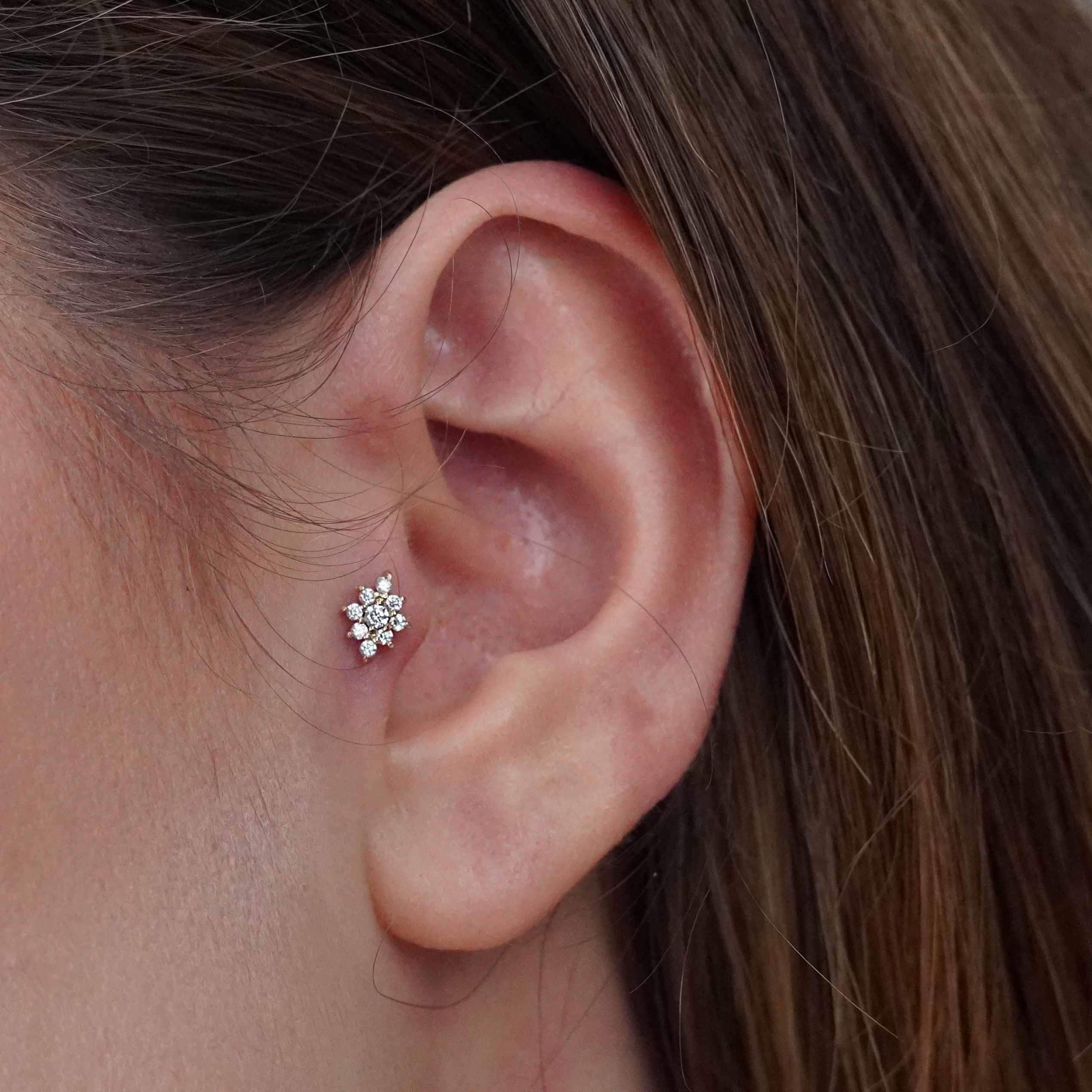 Taşlı Piercing