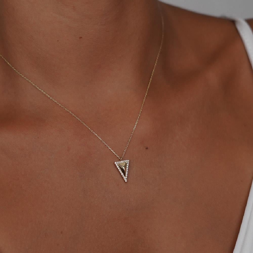 Taşlı Üçgen Kolye
