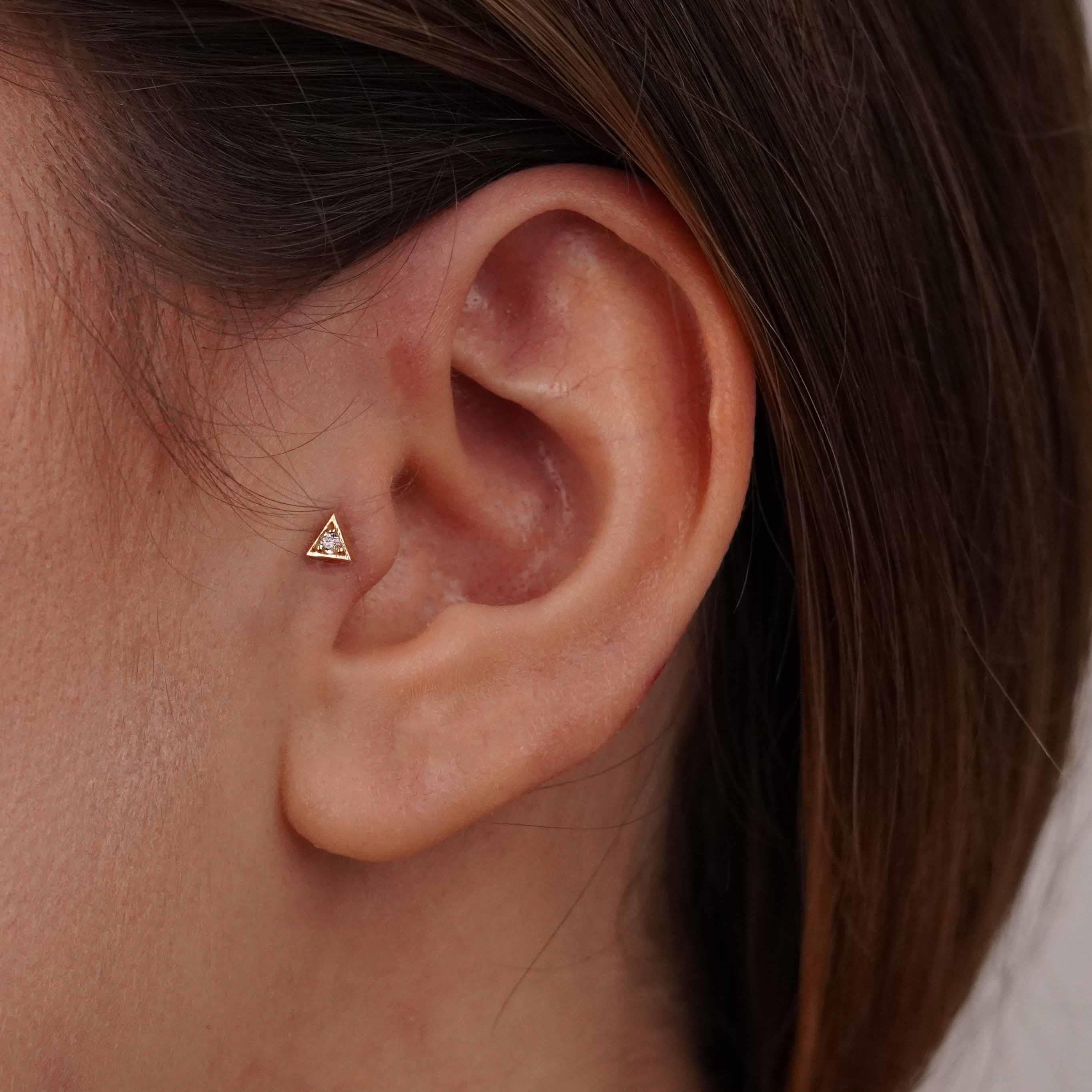 Üçgen Piercing