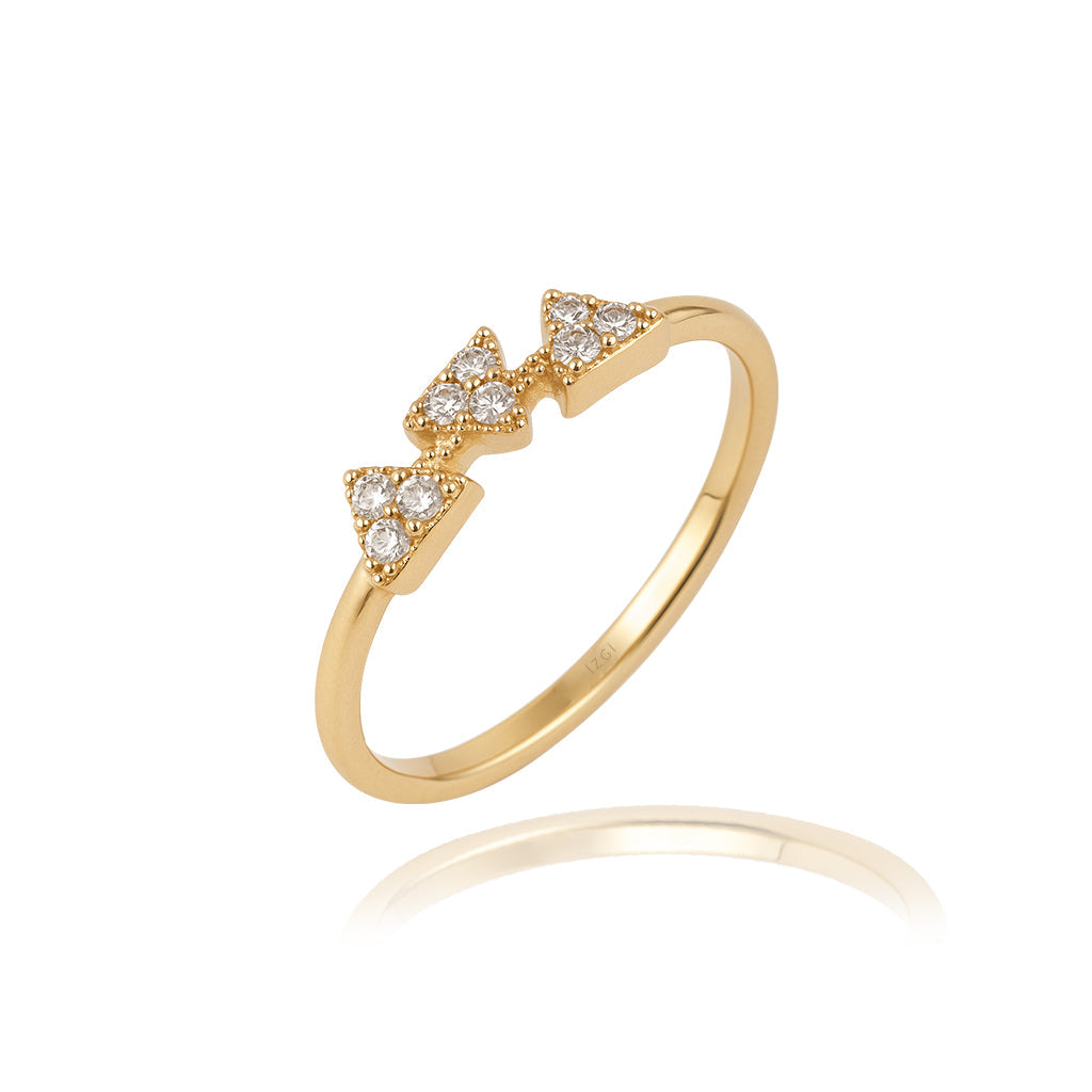 Üçgen Taşlı Yüzük