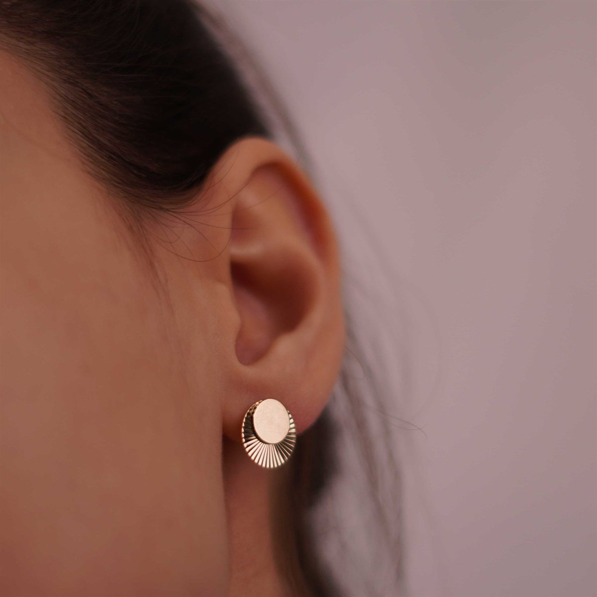 Vidalı Parıltı Küpe