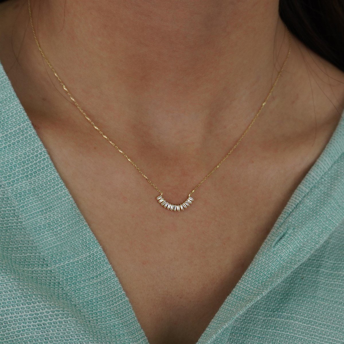 Yarım Ay Baget Kolye